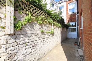 Photo 8- click for photo gallery